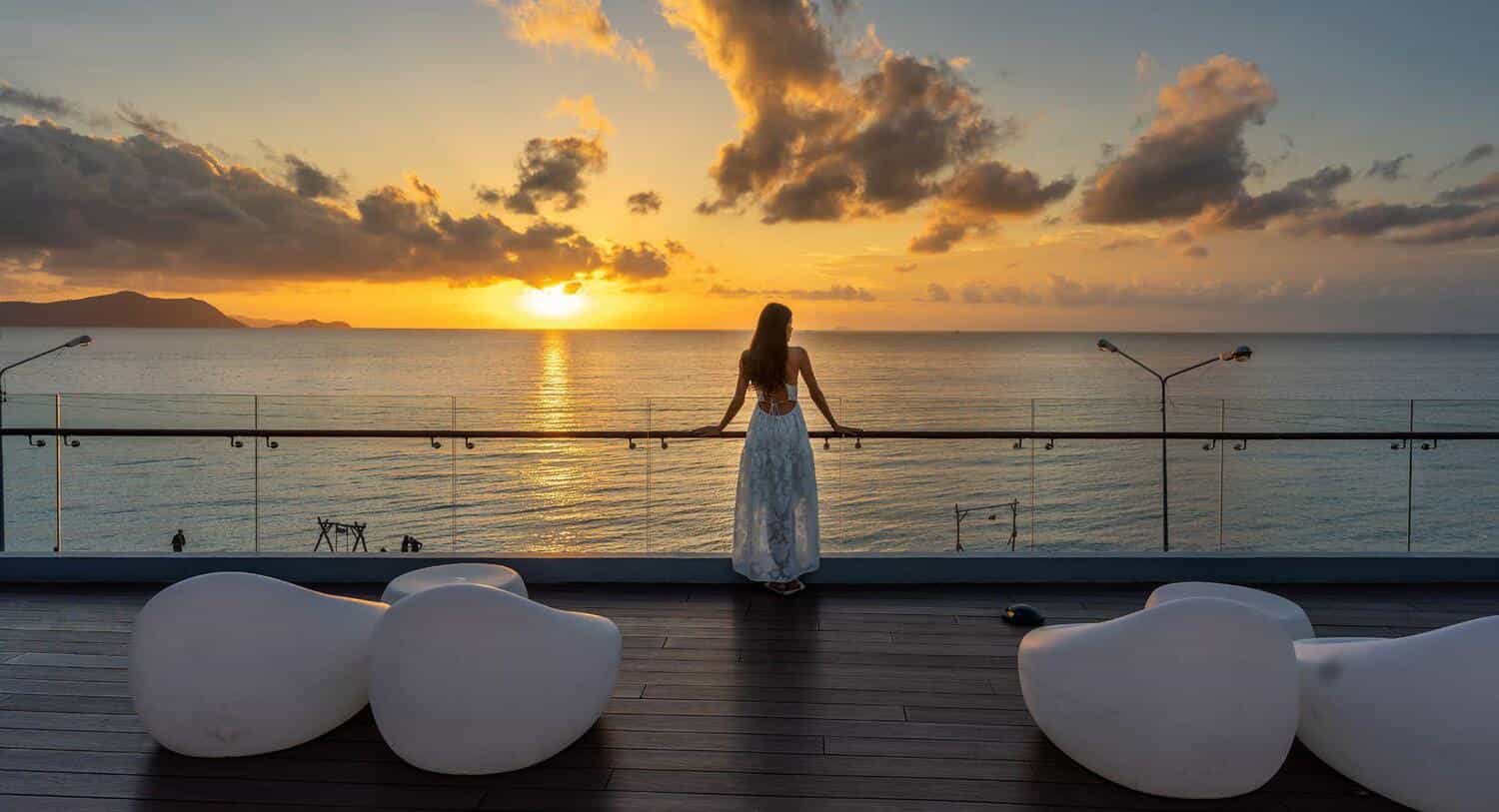Rooftop Lounge