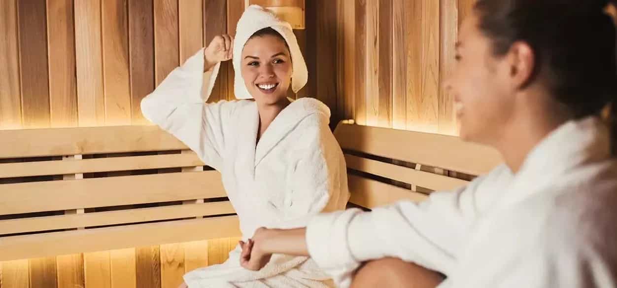 Dry Sauna with Himalayan Salt Room