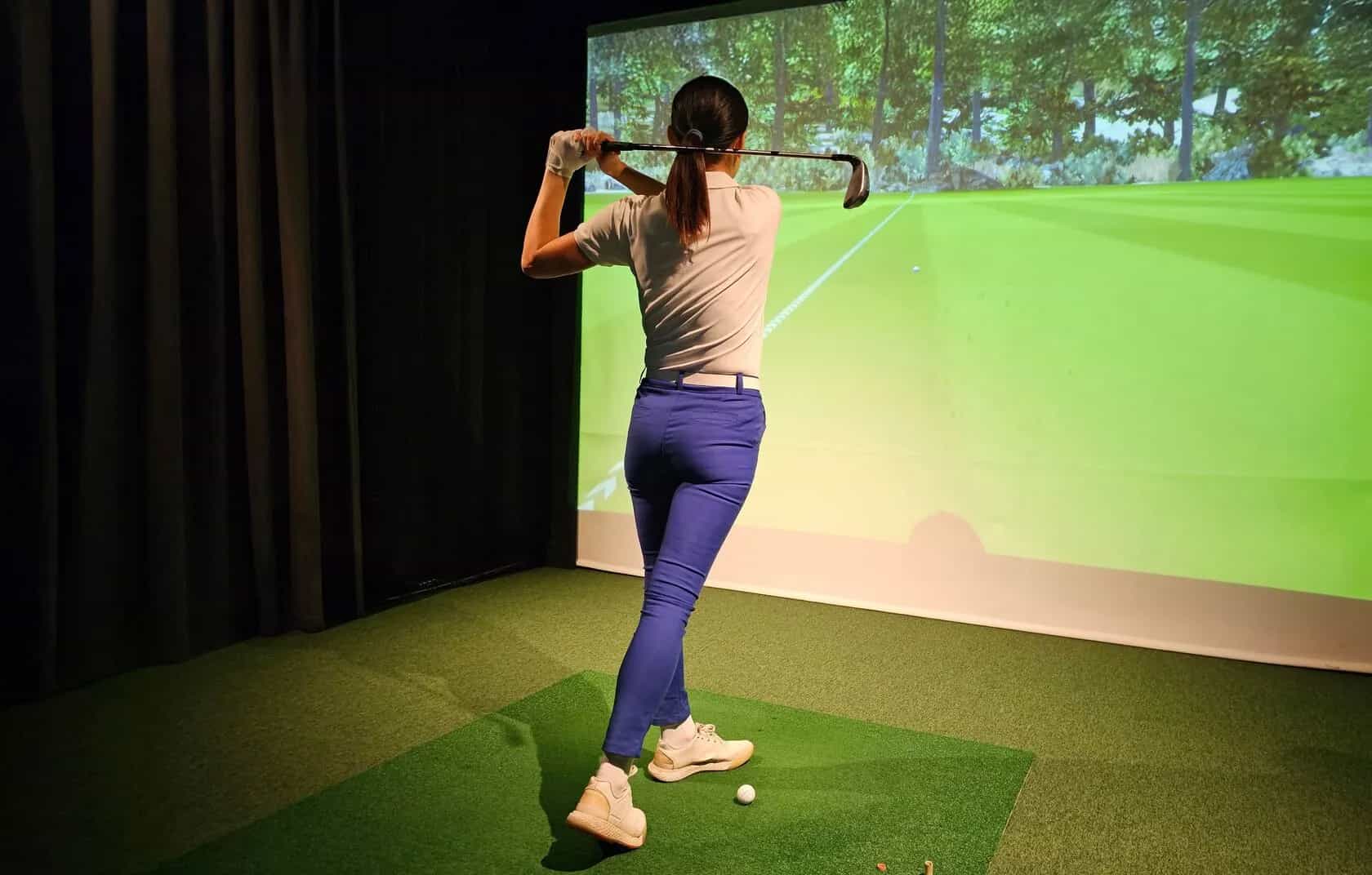 Executive Golf Lounge