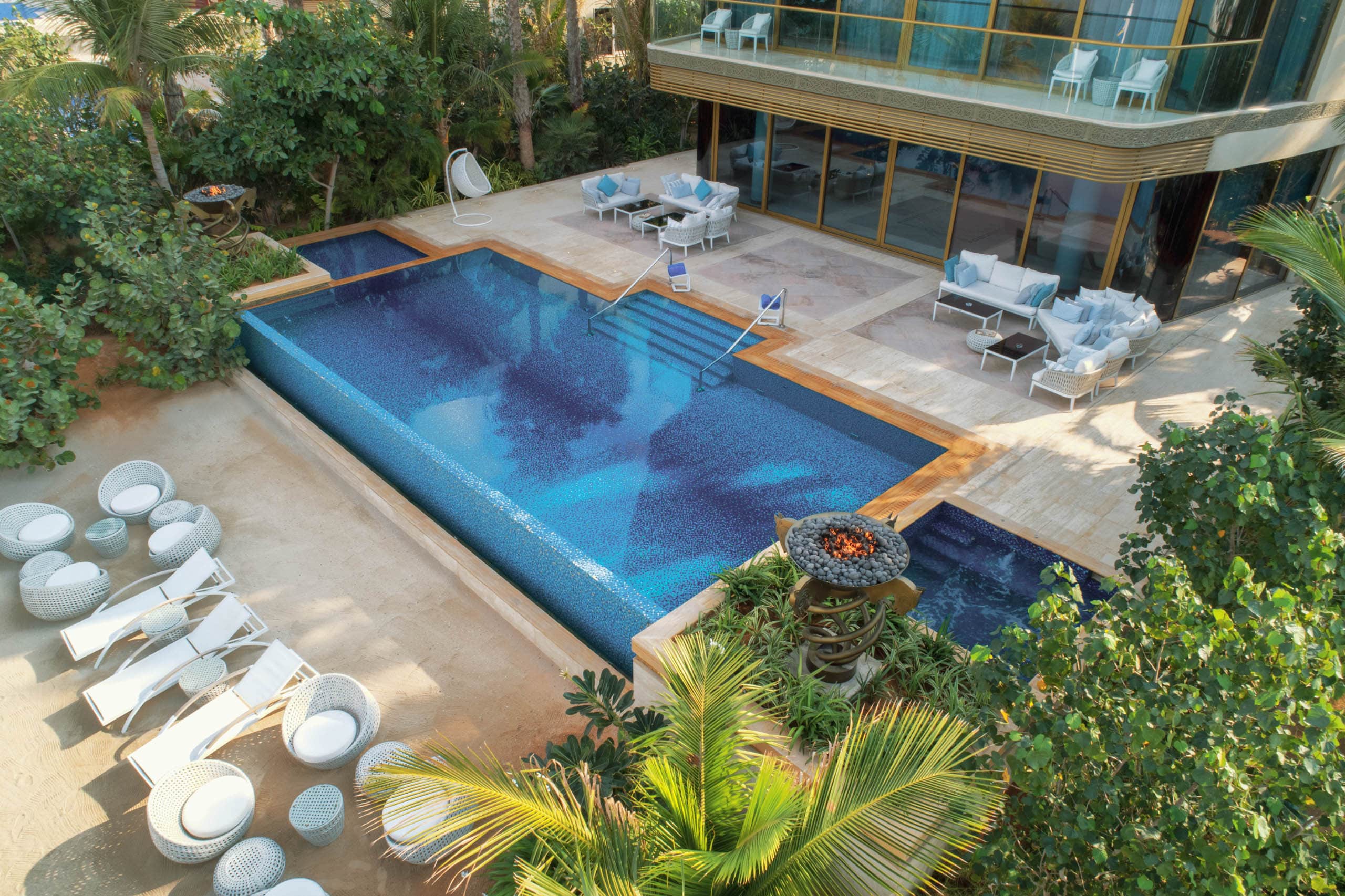 7 bedroom villa for sale in World of Islands - Takween AlDar