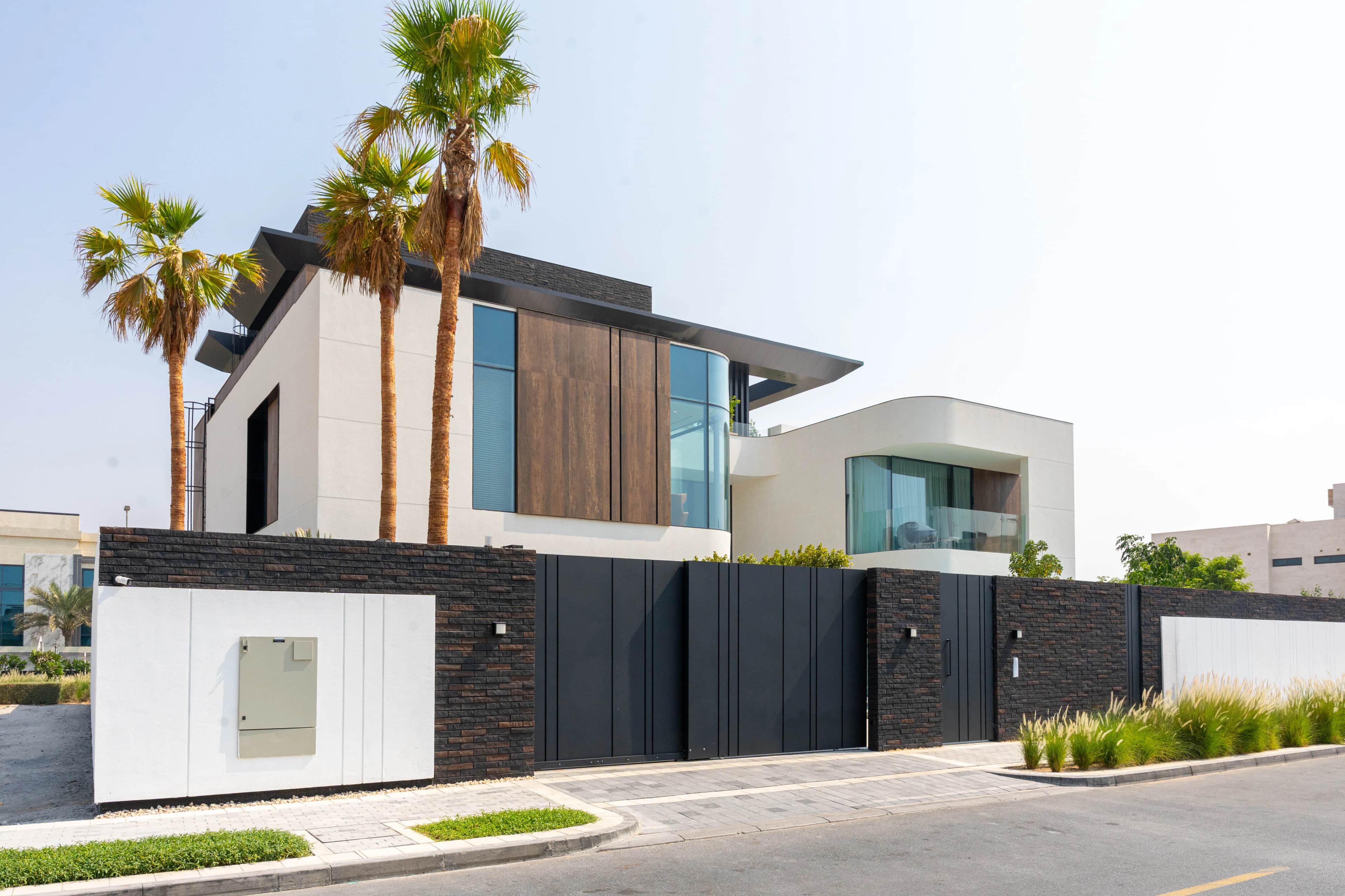 Villa for sale in دبي - تكوين الدار